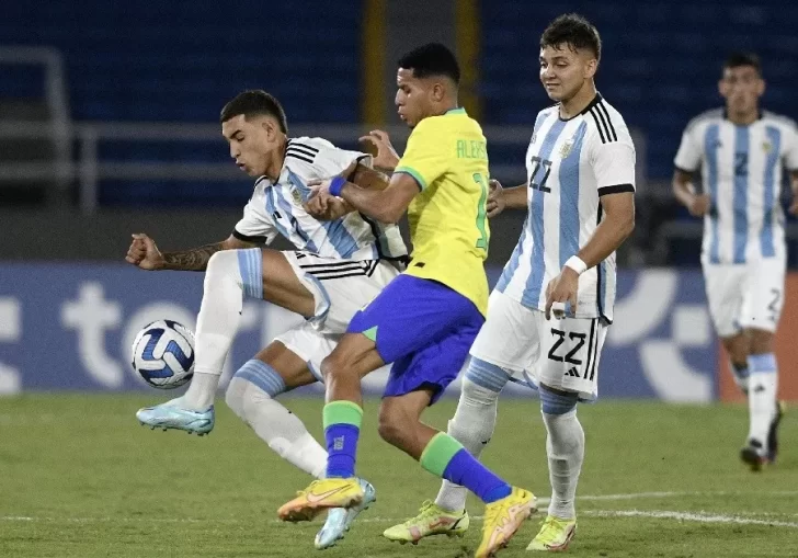 Argentina perdió con Brasil y compromete sus chances en el Sudamericano Sub ’20