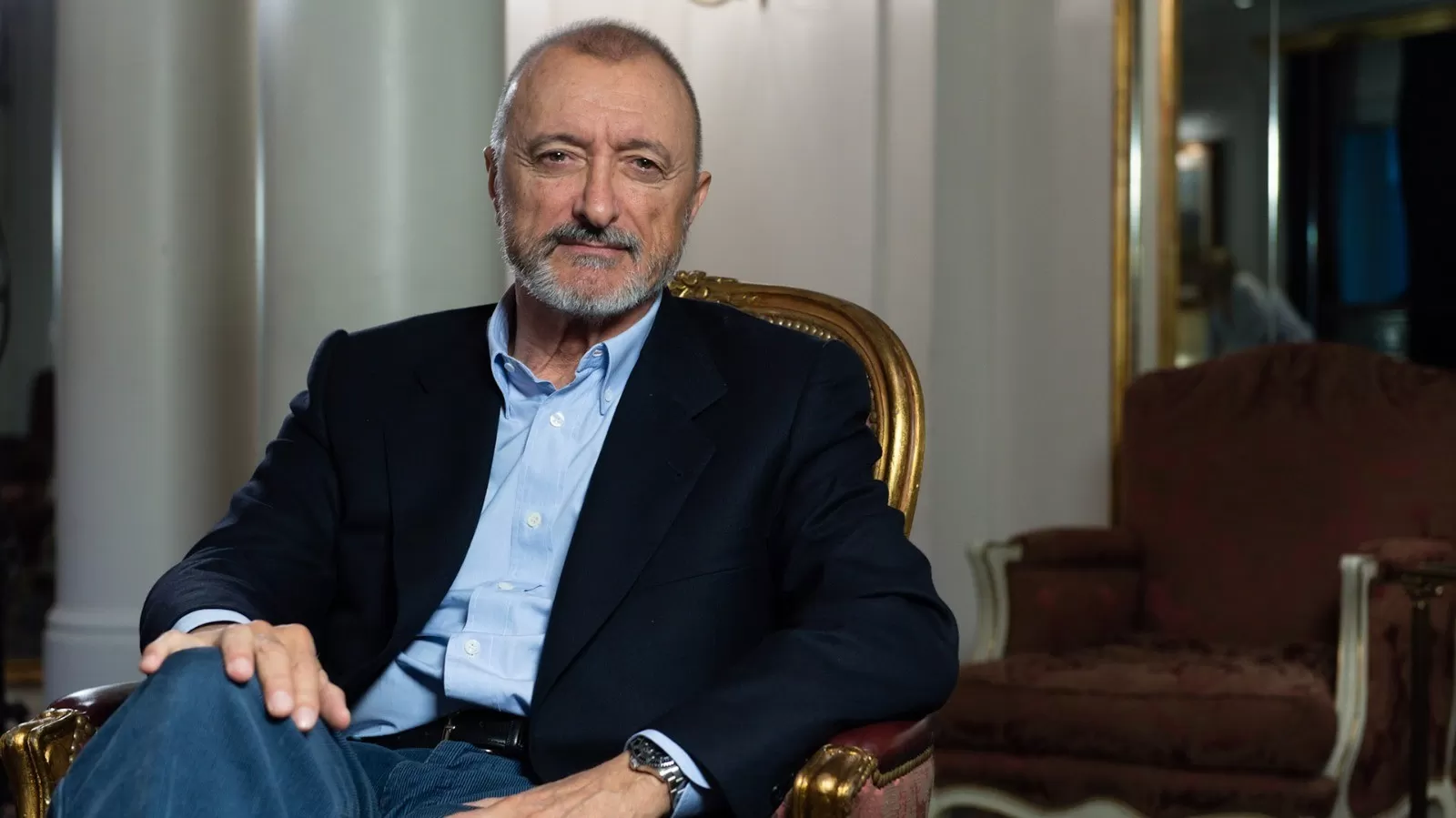 Arturo Pérez Reverte: “La mujer tiene una inteligencia intuitiva que el hombre carece”