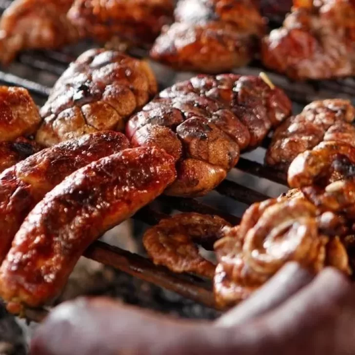Cómo fueron las últimas horas de uno de los hombres que murió por comer asado con achuras: “Le sintió gusto amargo y arenoso”