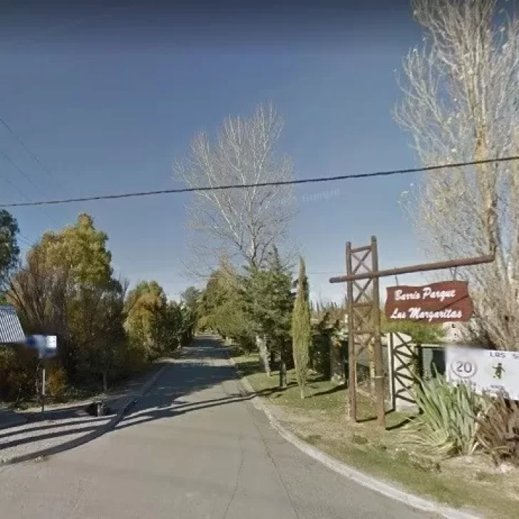 Indignante: seis delincuentes asaltaron y golpearon a dos abuelos de más de 80 años Indignante: seis delincuentes asaltaron y golpearon a dos abuelos de más de 80 años