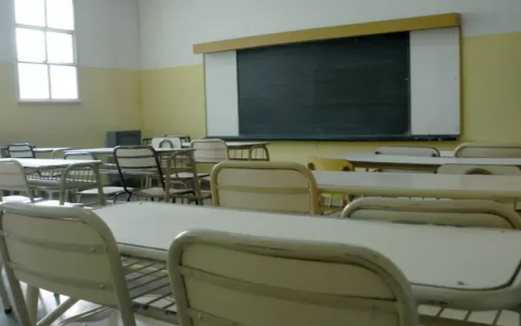 Suspendieron las clases desde este lunes por la emergencia climática en Caleta Olivia