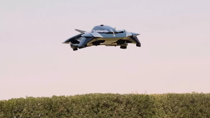 Video. Realizan pruebas de un auto eléctrico volador pensado para usarse en la ciudad