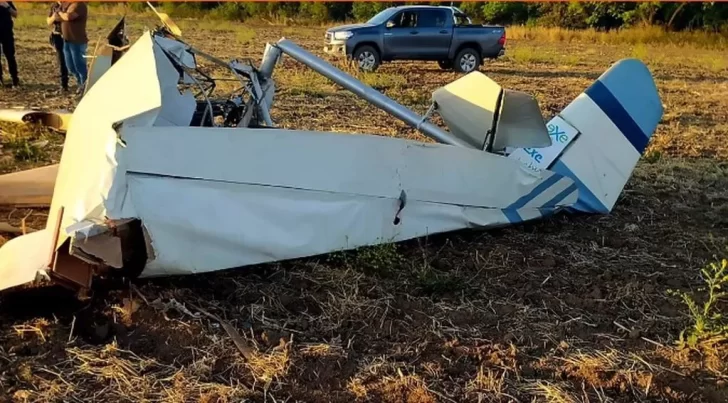 Un piloto de Córdoba construyó un avión casero, salió a probarlo, se estrelló y murió