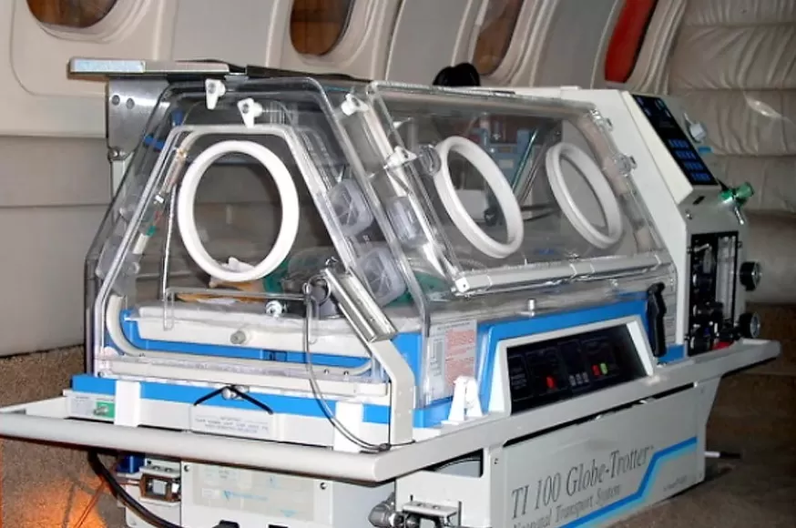 Tragedia en Río Grande: la historia del bebé de 4 meses que bajó del avión sanitario minutos antes del accidente Tragedia en Río Grande: la historia del bebé de 4 meses que bajó del avión sanitario minutos antes del accidente