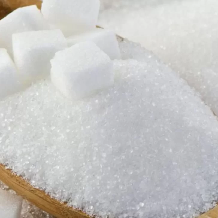 Una reconocida marca de azúcar fue prohibida por la ANMAT porque los paquetes tenían “piedras y objetos extraños” Una reconocida marca de azúcar fue prohibida por la ANMAT porque los paquetes tenían “piedras y objetos extraños”