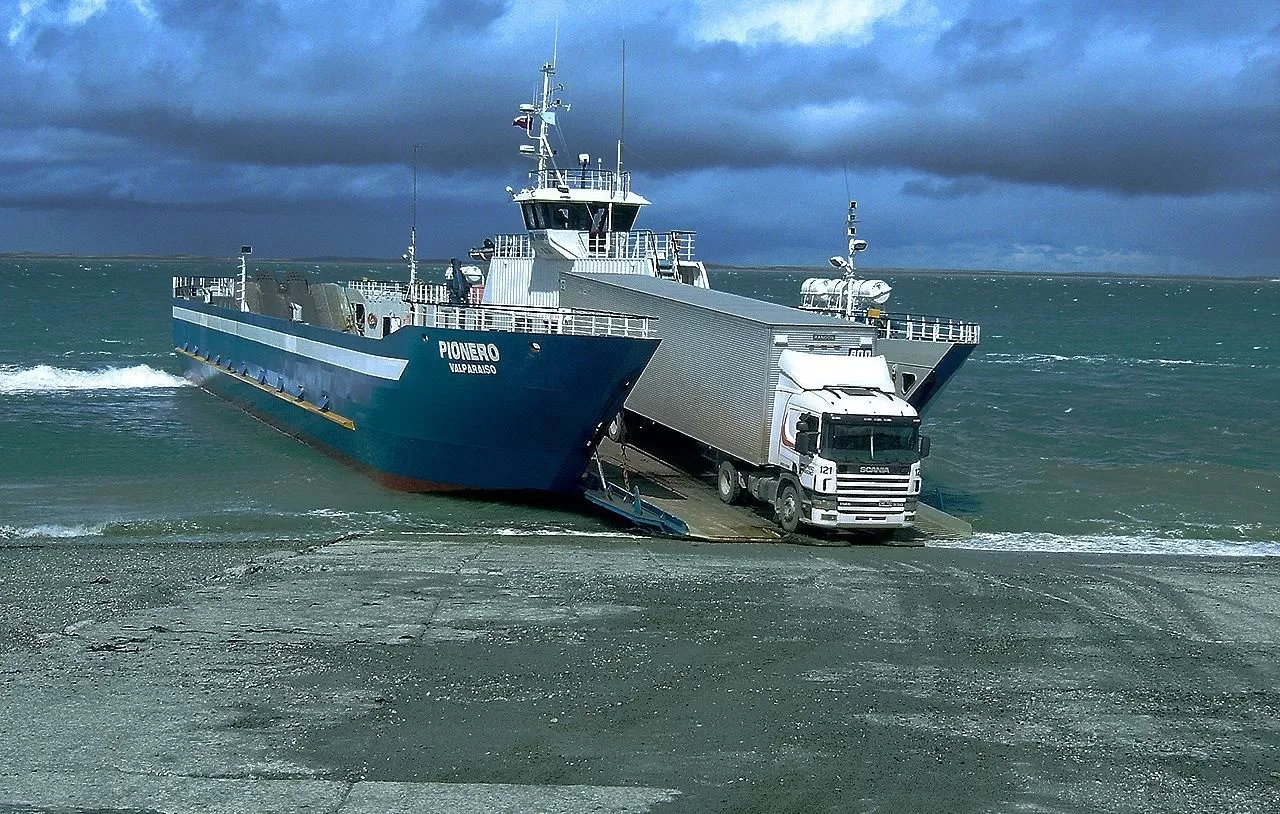 Se llegó a un acuerdo con TABSA y seguirán aceptando pesos argentinos para cruzar a Tierra del Fuego Se llegó a un acuerdo con TABSA y seguirán aceptando pesos argentinos para cruzar a Tierra del Fuego