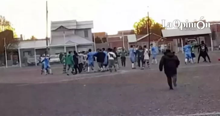 Batalla campal en el Fútbol de los Barrios de Río Gallegos
