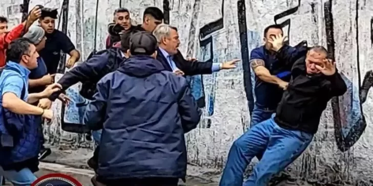 El relato en primera persona sobre el ataque a Sergio Berni: “Fueron 12 piñas en la cabeza”