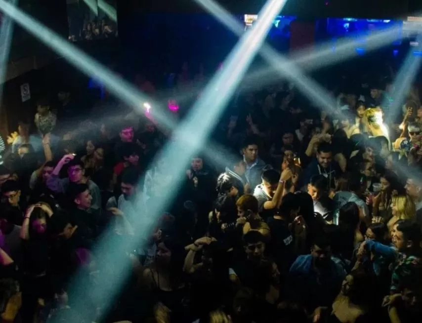 Menores en los boliches y la falta de control nocturno Menores en los boliches y la falta de control nocturno