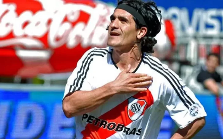 Efeméride del 4 de marzo: nace Ariel Arnaldo “el burrito” Ortega, reconocido jugador argentino de fútbol