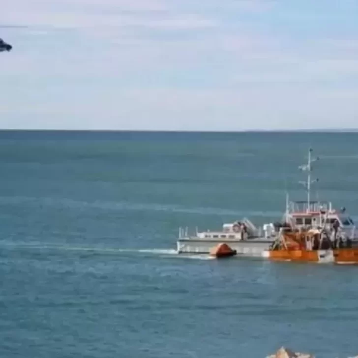 Desesperada búsqueda de un marinero que desapareció en el Mar Argentino 