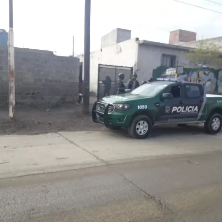 Pura violencia: lo detuvieron por amenazar a su vecino con un arma de fuego