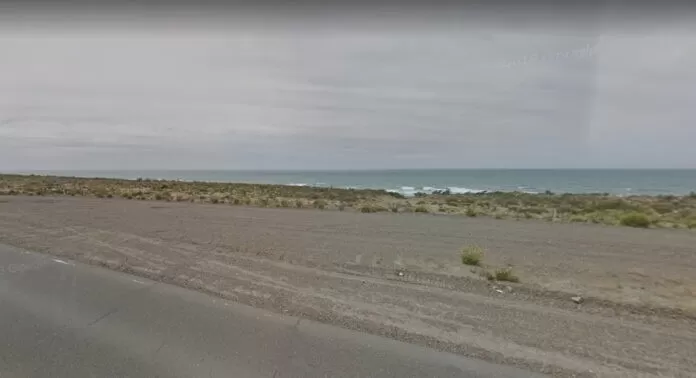 Encontraron un hombre muerto en la playa entre Caleta Olivia y Comodoro Rivadavia