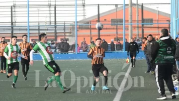 Las Primeras A y B del Fútbol de los Barrios volverán este fin de semana en las canchas Enrique Pino y Nora Vera