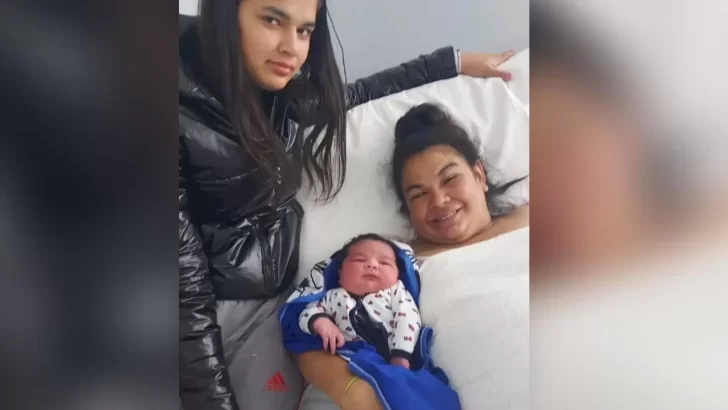César Juan Alexis, el primer bebé del 2023 que nació de sorpresa en Las Heras