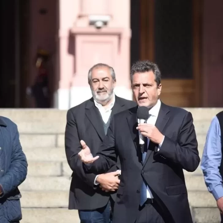 La CGT recibe a la fórmula de Unión por la Patria que encabezan Sergio Massa y Agustín Rossi