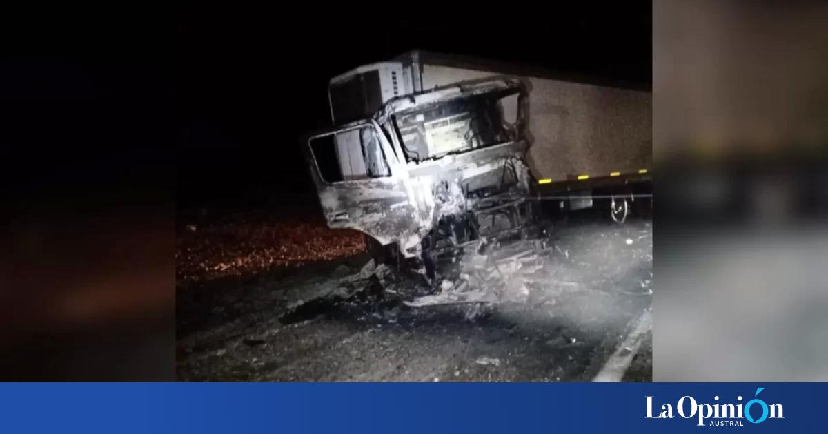 Choque frontal entre dos camiones en la Ruta 3: un conductor estaba ...