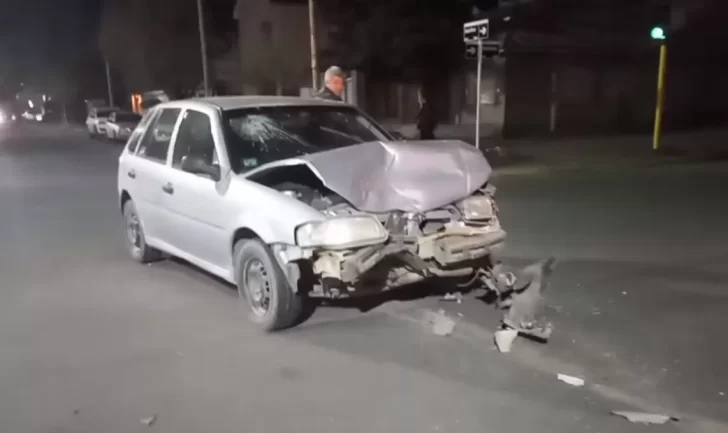 Manejaba borracho y chocó a un auto que estaba detenido: un hombre fue ...