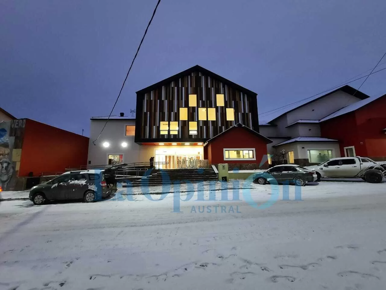 La Opinión Austral en El Calafate: así está Cine Municipal en la previa de su inauguración