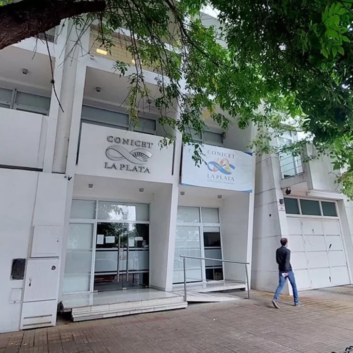 Persiguieron y amenazaron a dos becarias del CONICET: “Deberían tener miedo, se termina esto de la ciencia”