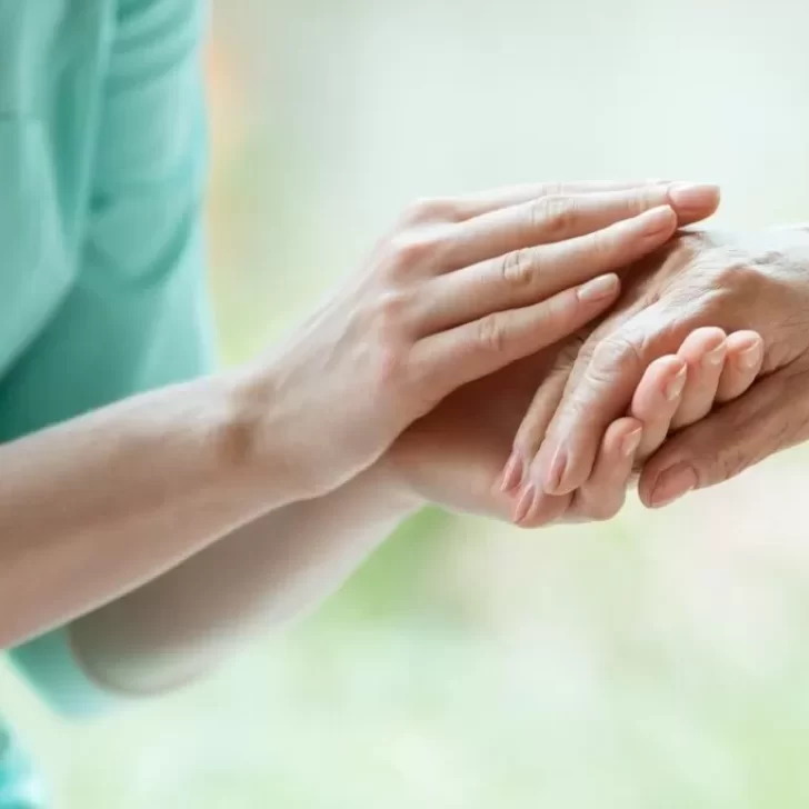 Reglamentaron la Ley de cuidados paliativos para pacientes y acompañamiento a familiares