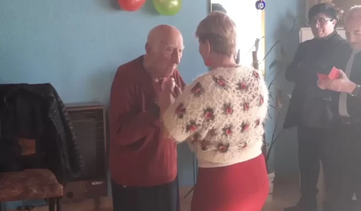 Celebraron el cumpleaños 100 de Don Carlos Grasso, histórico vecino de Río Gallegos