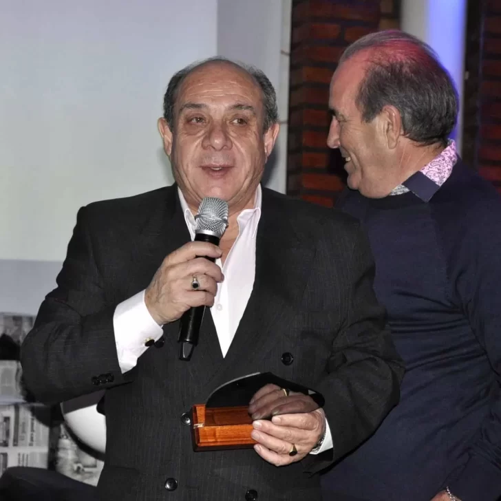 Murió de un paro cardíaco el periodista Daniel Arripe, director de la Agencia Madryn de diario El Chubut Murió de un paro cardíaco el periodista Daniel Arripe, director de la Agencia Madryn de diario El Chubut