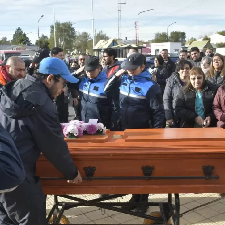 Último adiós a Gabriela Martínez con gran cantidad de policías Último adiós a Gabriela Martínez con gran cantidad de policías