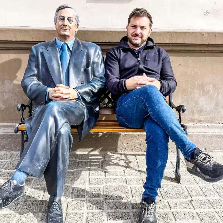 La emoción de Diego Brancatelli en el Mausoleo Néstor Kirchner: “Cuando vi el cajón, sentí algo especial en mi cuerpo y lloré”