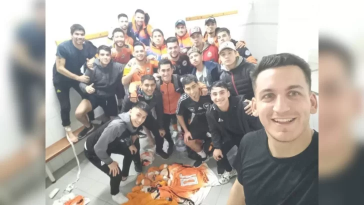 Futsal: Alumni le ganó a Unión Santacruceña y quedó como único puntero del Torneo Anual 2022