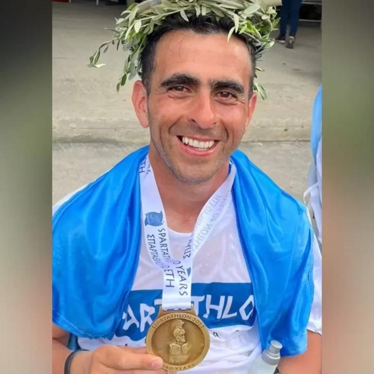¡Una luz! el atleta de Caleta Olivia, Sergio Robles llegó a la meta en la Spartathlon y fue el segundo mejor argentino ¡Una luz! el atleta de Caleta Olivia, Sergio Robles llegó a la meta en la Spartathlon y fue el segundo mejor argentino