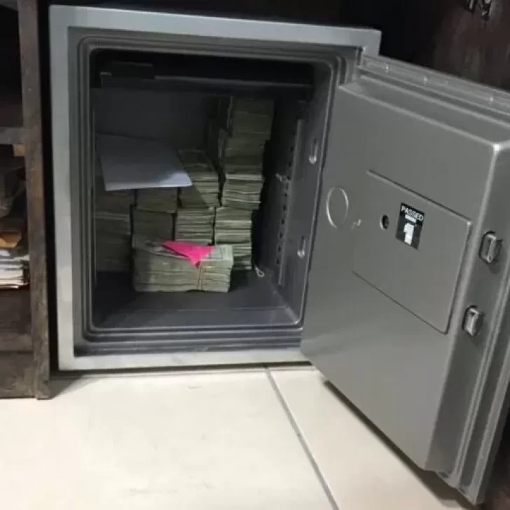 Robaron una caja fuerte con dólares y chequeras durante el temporal en Comodoro Rivadavia