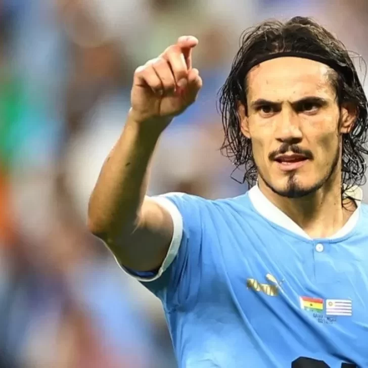 El Valencia despidió a Edinson Cavani y lo esperan para firmar con Boca Juniors