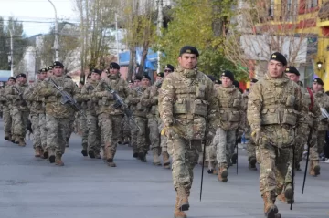 El Gobierno Nacional anunció descuentos de hasta el 50% para las Fuerzas Armadas El Gobierno Nacional anunció descuentos de hasta el 50% para las Fuerzas Armadas