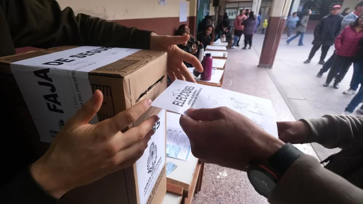 La Justicia Electoral oficializó 27 fórmulas para presidente y vice para las PASO