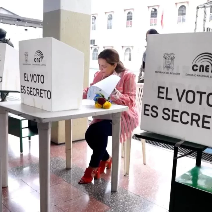 Elecciones en Ecuador: más de 13 millones de electores eligen presidente y legisladores