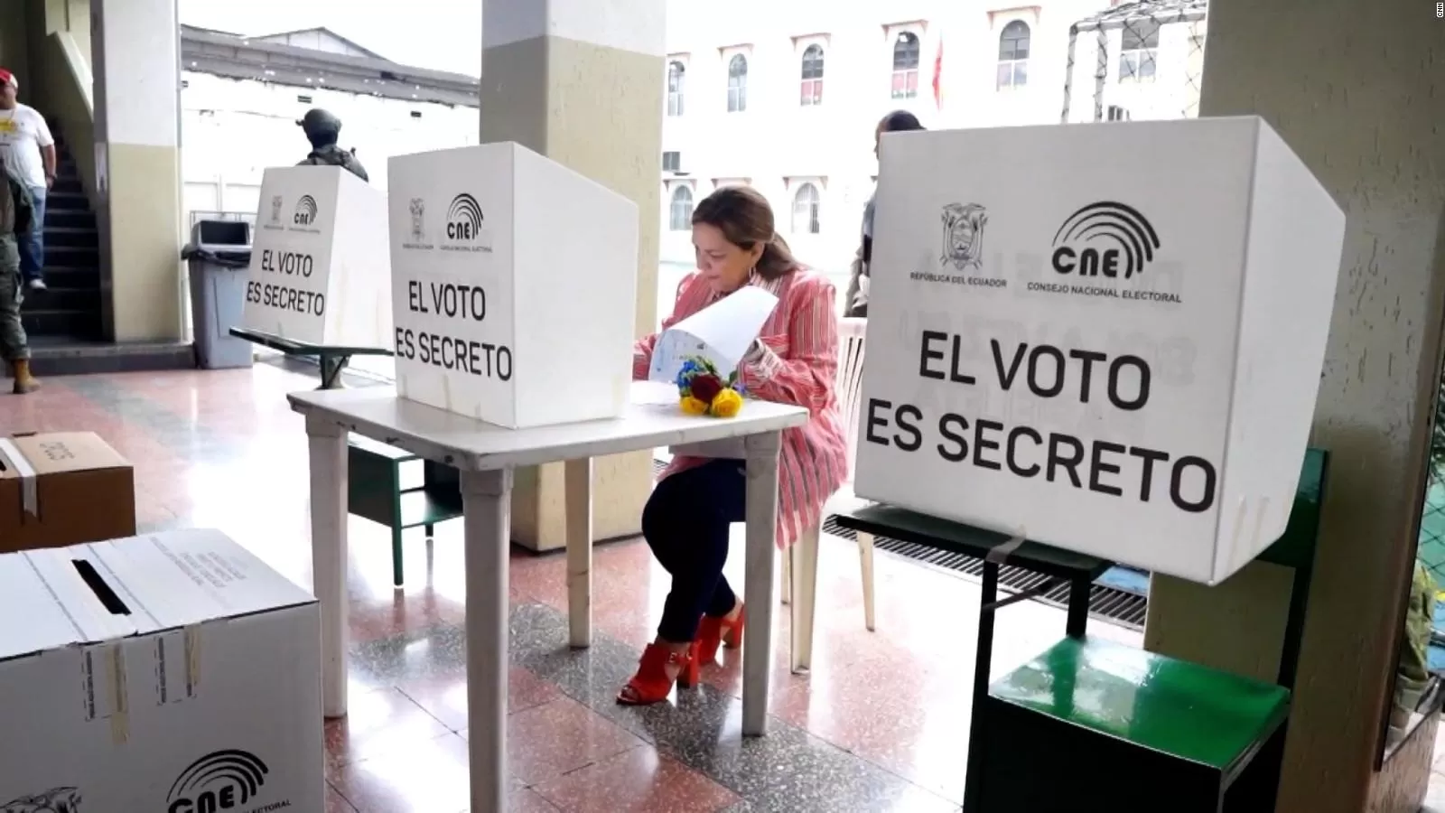 Elecciones en Ecuador: más de 13 millones de electores eligen presidente y legisladores