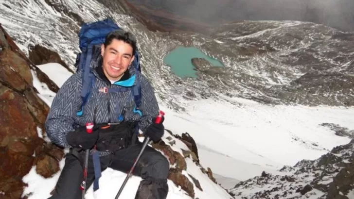 El montañista desaparecido en Tierra del Fuego cumplió años mientras investigan su paradero
