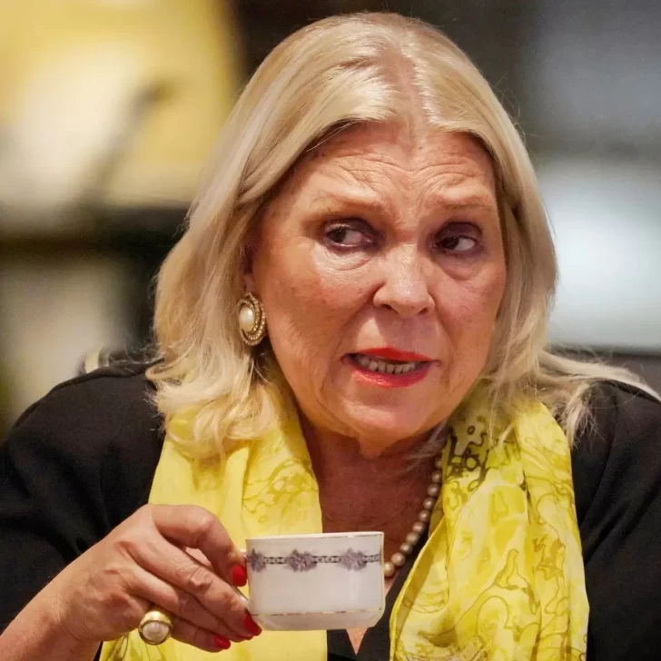 “Por razones de salud”, Carrió renunció a su candidatura como diputada del Parlasur
