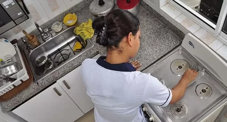 Empleadas domésticas: oficializaron las nuevas escalas salariales desde abril del 2023