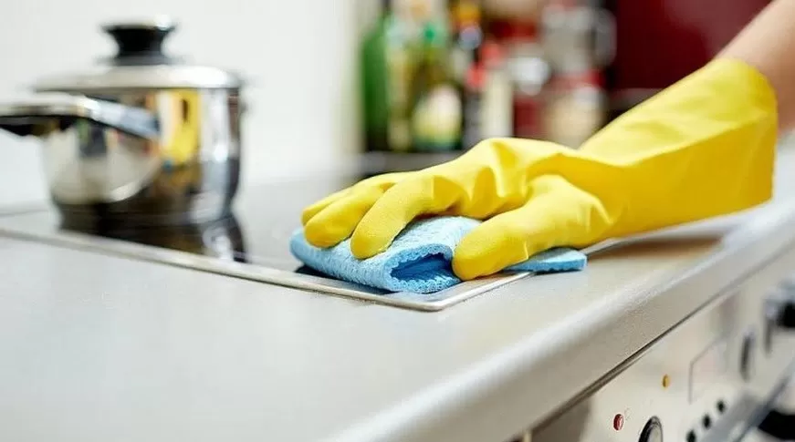 Es oficial el aumento del 36% para empleadas domésticas: a cuánto suben los sueldos y cuándo se paga