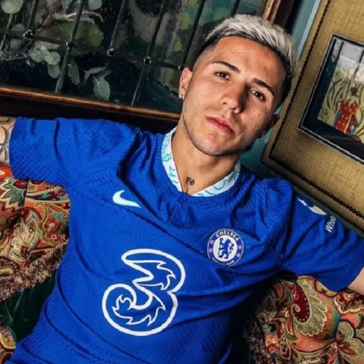 Video. La presentación de Enzo Fernández en el Chelsea a pura cumbia al ritmo de La T y La M