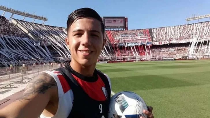 La postal de un Enzo Fernández alcanzapelotas 7 años atrás, que vuelve locos a los hinchas de River