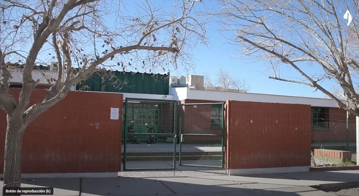 Bullying hasta el borde de la muerte: compañeros drogaron a un estudiante en la escuela y se salvó de milagro Bullying hasta el borde de la muerte: compañeros drogaron a un estudiante en la escuela y se salvó de milagro