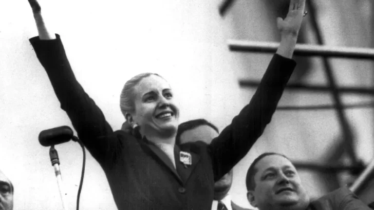 104° aniversario del nacimiento de Evita: dirigentes y funcionarios del Frente de Todos recordaron su legado