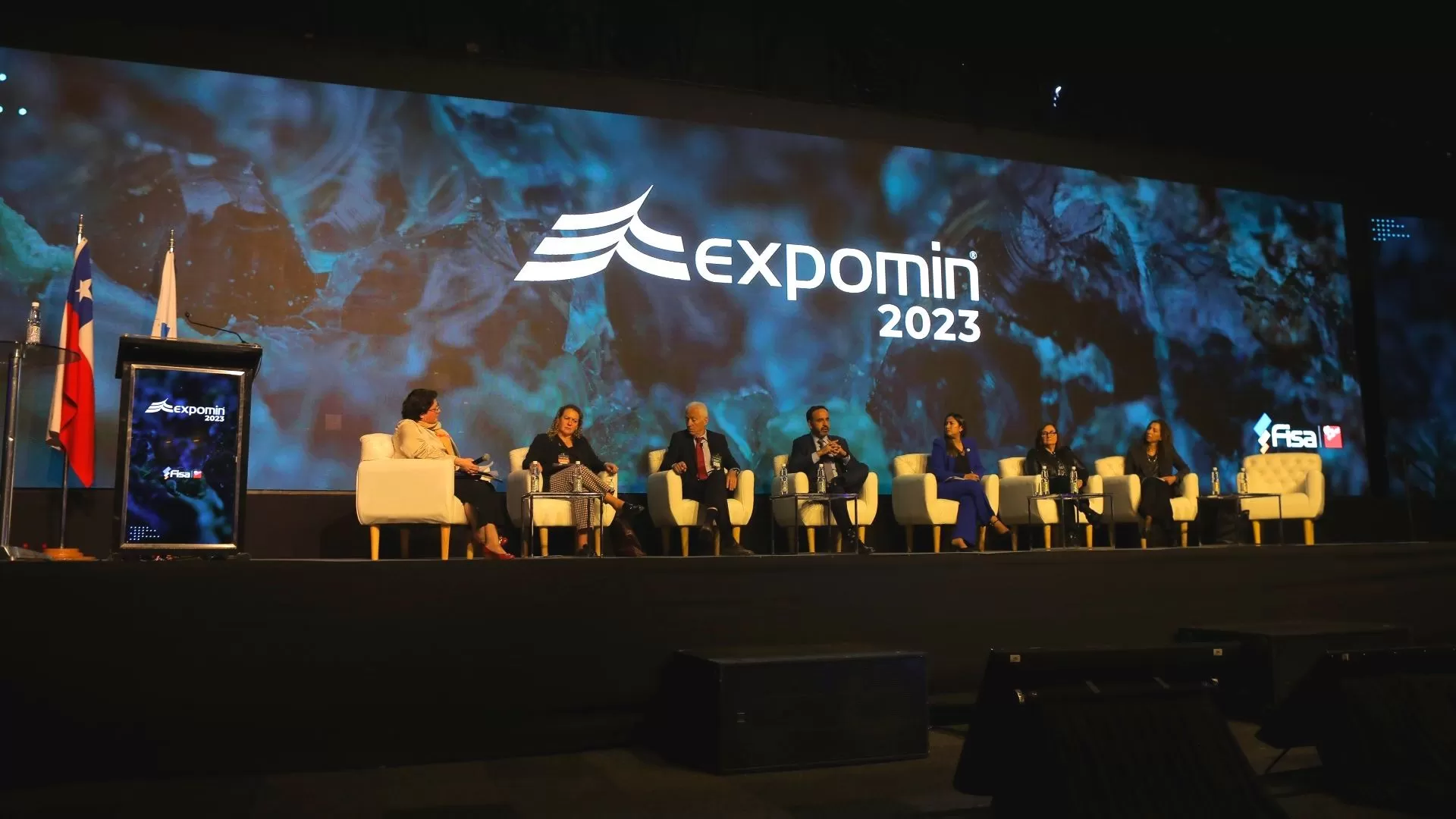 Santa Cruz participa en la Expomin 2023 de Chile, la feria de minería más importante de América Latina