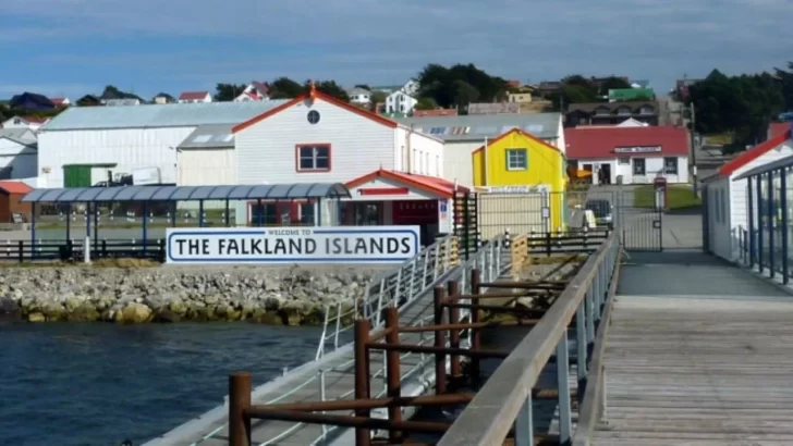 Un día como hoy: Gran Bretaña se apodera de las Islas Malvinas