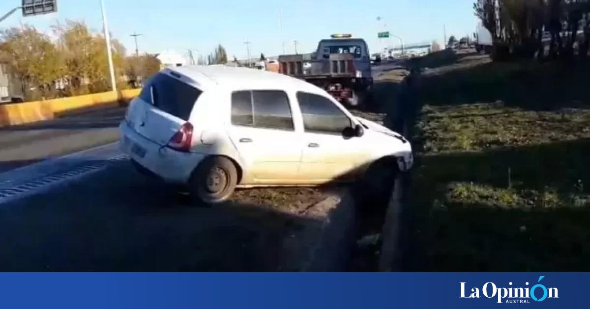 Una mujer hospitalizada tras violento choque en la autovía 17 de ...