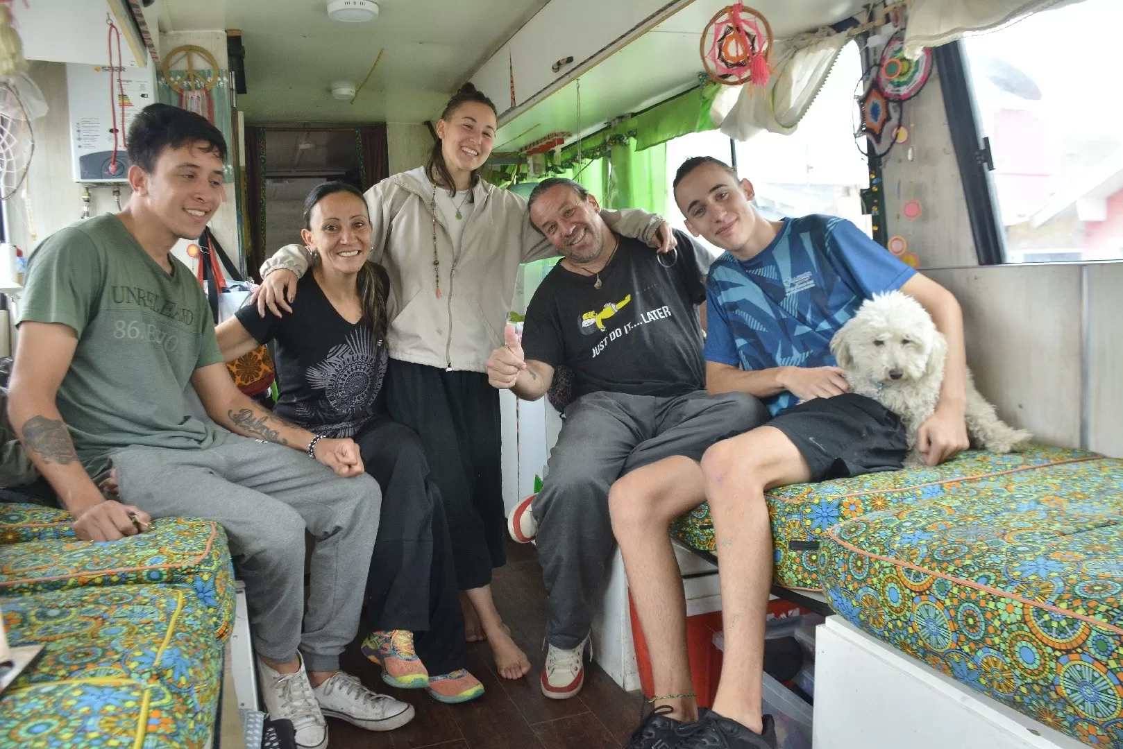 Familia de Santa Fe dejó todo para cumplir el sueño de recorrer el mundo en un motorhome