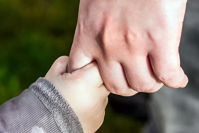 Recibirán 22.770 pesos por niño las familias a cargo de menores de edad de manera transitoria